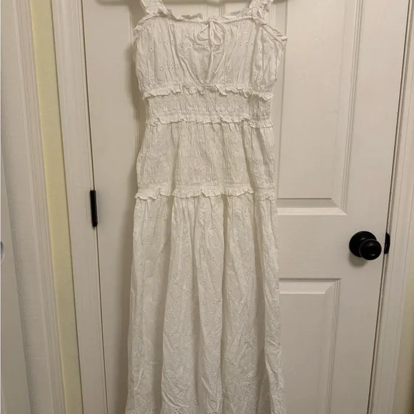 Doen White Eyelet Ruffle Midi Dress - Picture 1 of 5